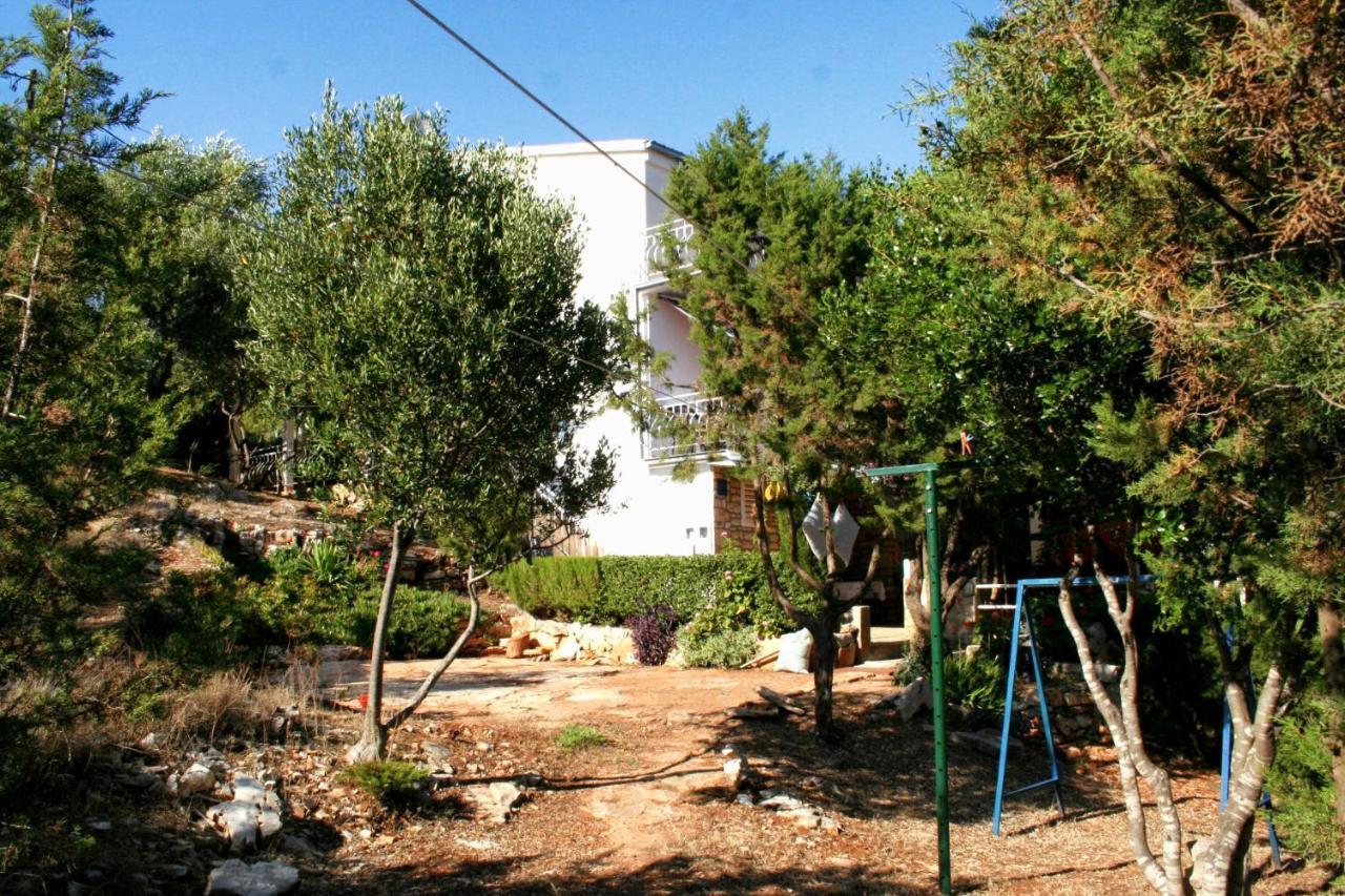Apartments By The Sea Cove Zarace - Gdinj, Hvar - 4598 Eksteriør billede