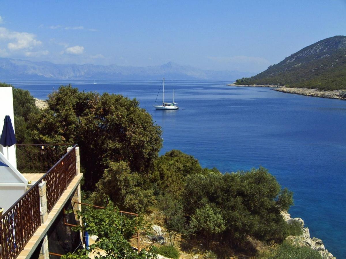 Apartments By The Sea Cove Zarace - Gdinj, Hvar - 4598 Eksteriør billede